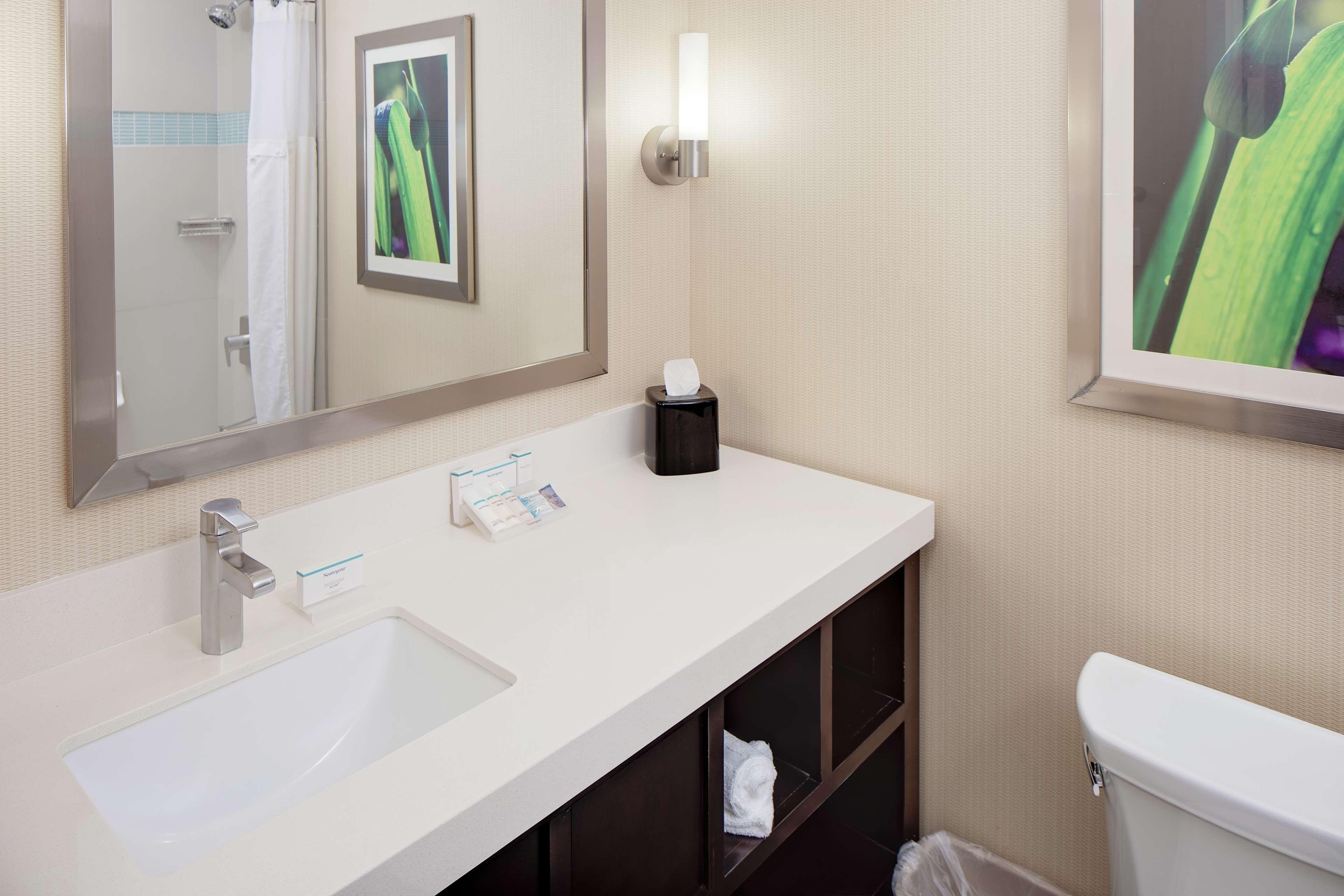 Hilton Garden Angeles Marina Del Rey Hotel 3*